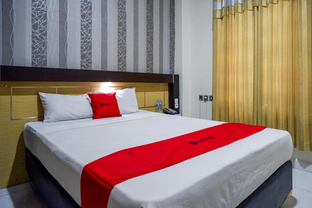 Reddoorz @ Hotel Bumi Palupy Bagian luar foto