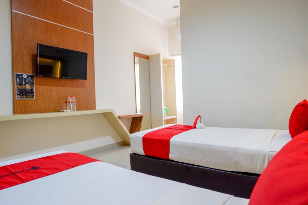 Reddoorz @ Hotel Bumi Palupy Bagian luar foto
