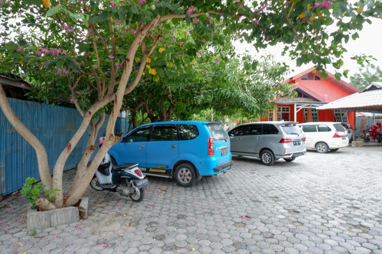 Reddoorz @ Hotel Bumi Palupy Bagian luar foto