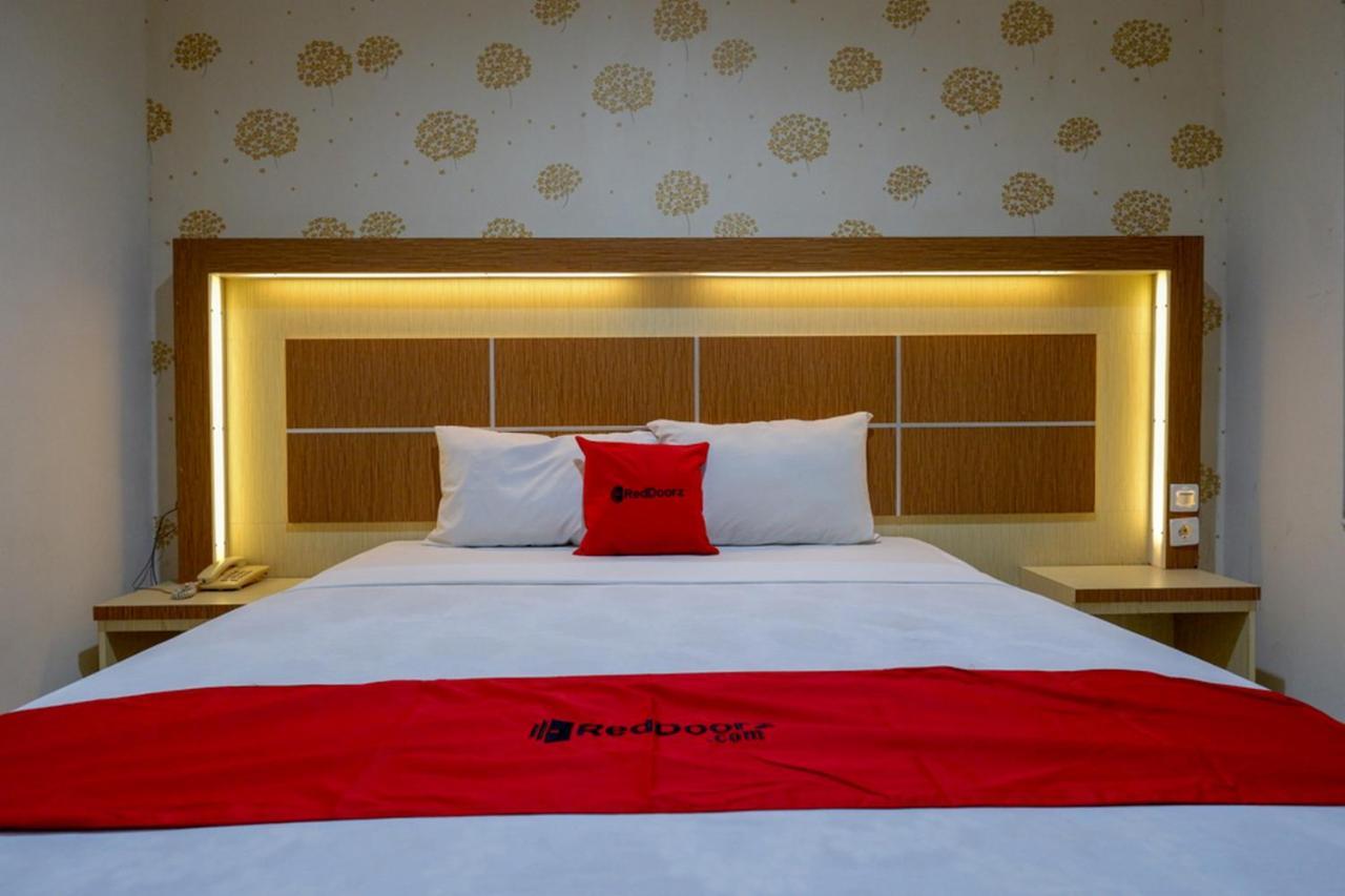 Reddoorz @ Hotel Bumi Palupy Bagian luar foto